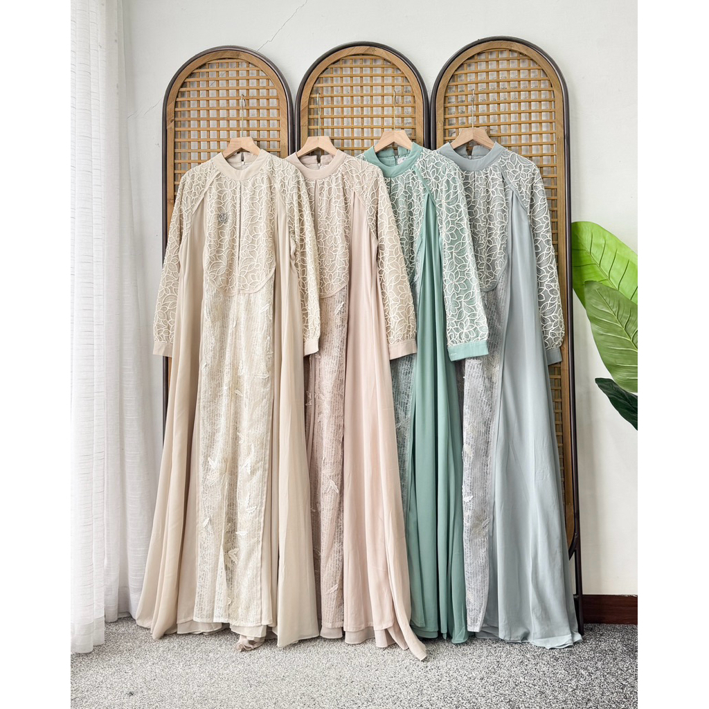 ERRA HAGIS SIGNATURE DRESS