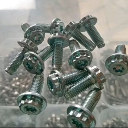 baut L bintang M8X25 drat baut12