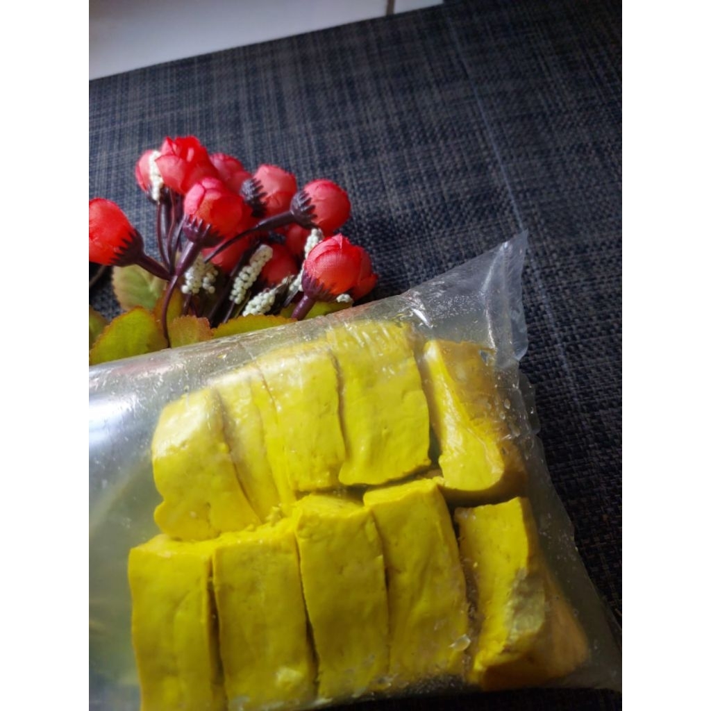 

Tahu Kuning [10pcs] Fresh / Sayur Segar Bogor