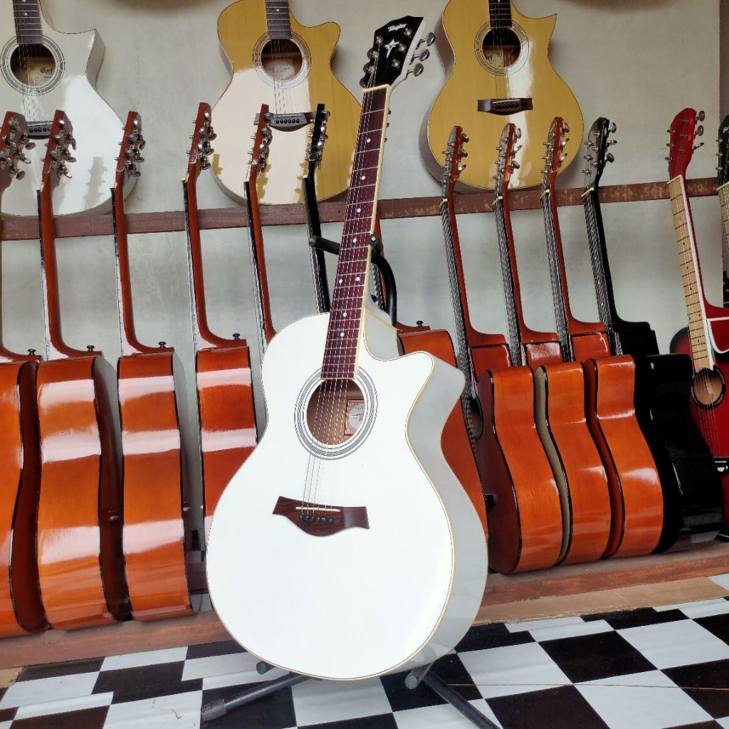 Gitar akustik crot, Gitar Akustik Taylor, Gitar Akustik Customer, Gitar Akustik Tanam besi
