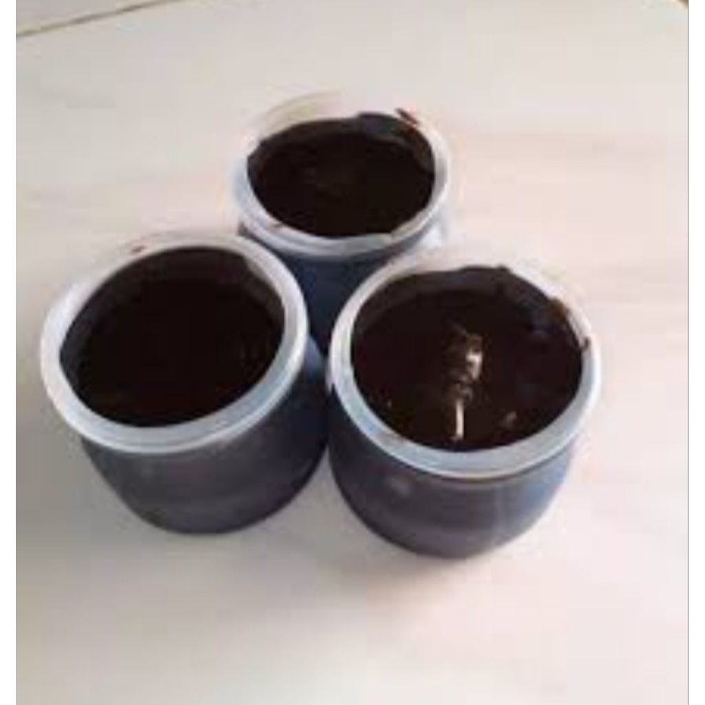 

Petis hitam madura/ oleh oleh khas madura