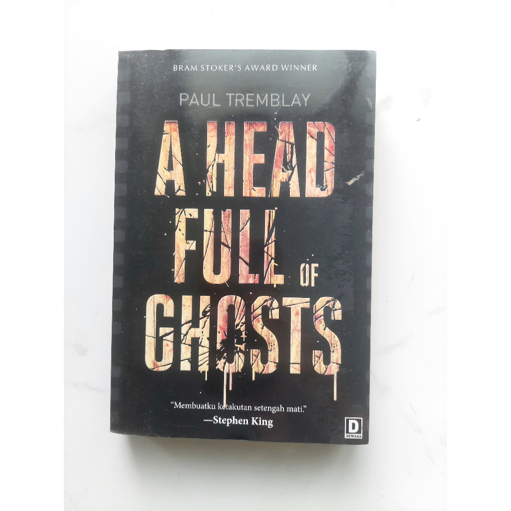 A Head Full of Ghosts