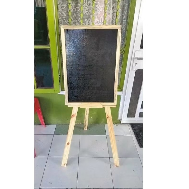 

Papan tulis Black board