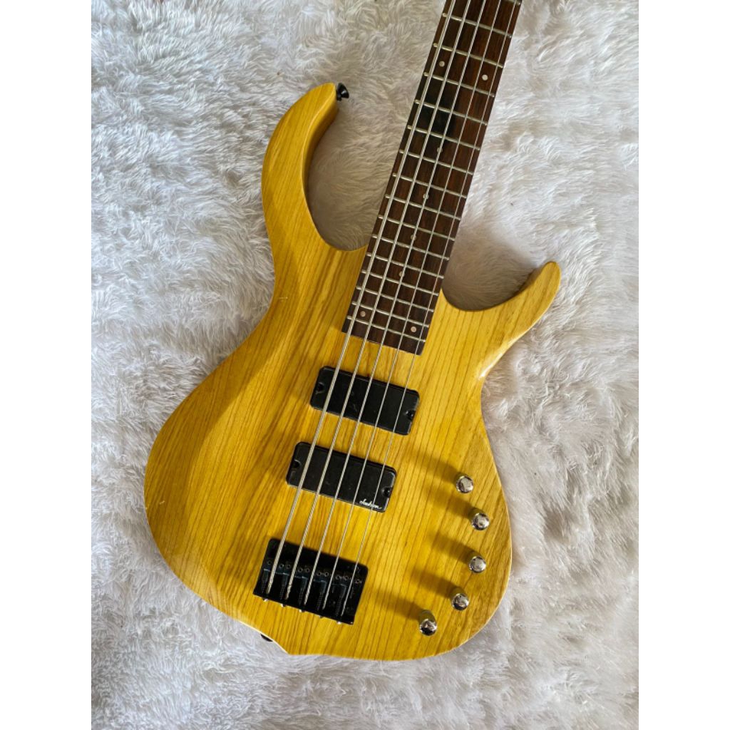 Bass 5string Marcus Miller Natural