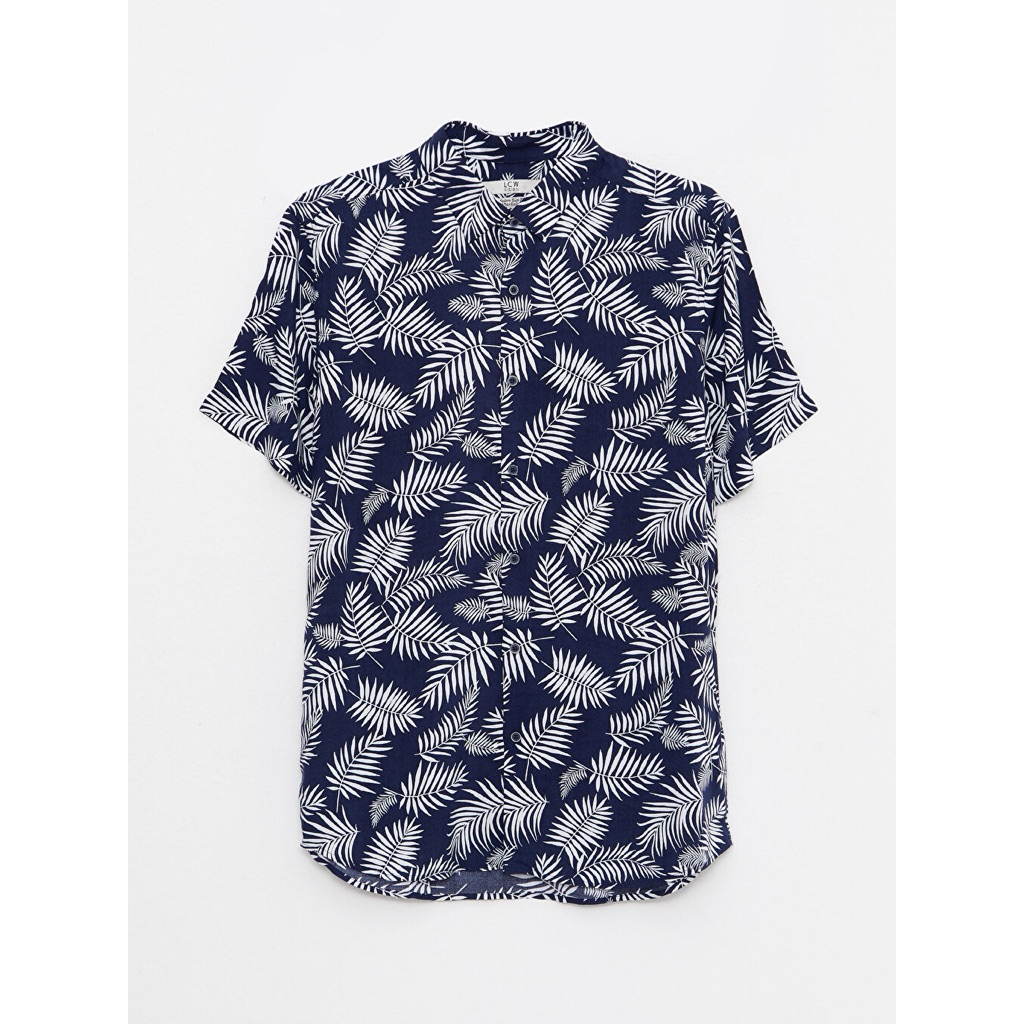 Kemeja Pantai Pria Lengan Pendek LC Waikiki Ukuran S