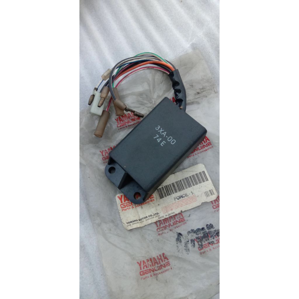 CDI cdi CDI unit Yamaha fizr F1ZR Force1 non original NOS