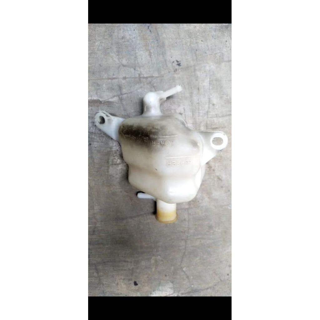 Botol air radiator honda vario 125 old original 2nd lepasan motor