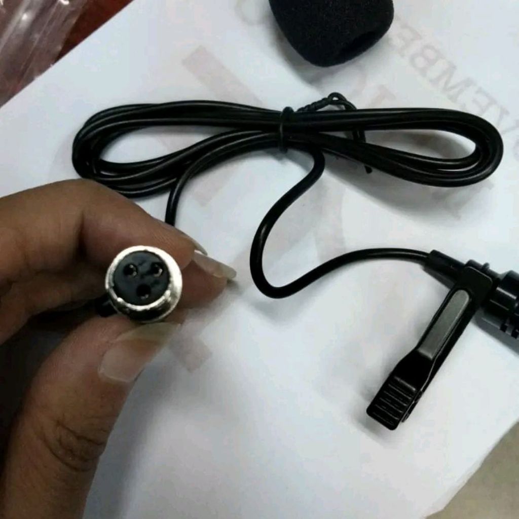 Mic Jepit/Clip on kabel jack colokan kaki lubang pin 3 -- wrn hitam