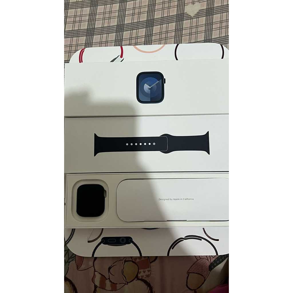 Preloved Apple Watch Series 9 uk 41MM Second Ori