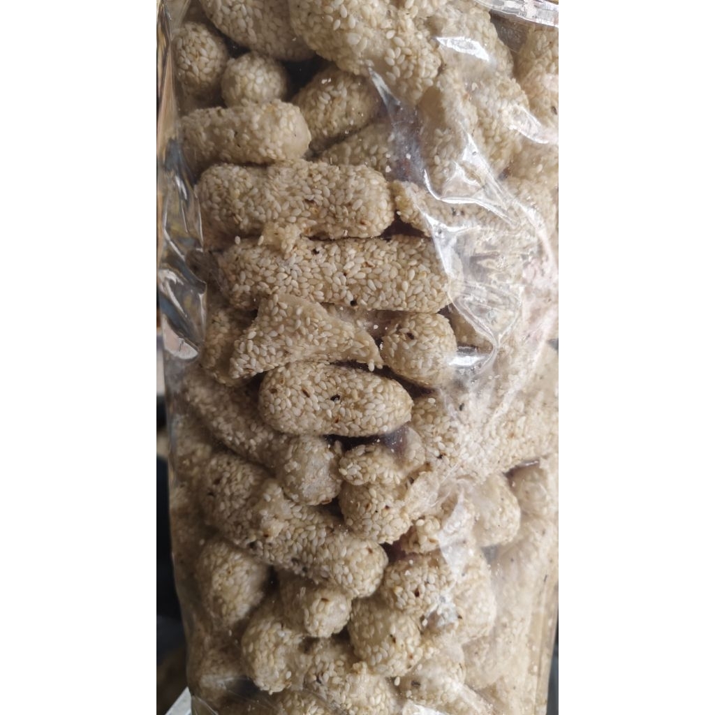 

kue Cemilan Mancho wijen isi 1,7 kg Triwandi snack