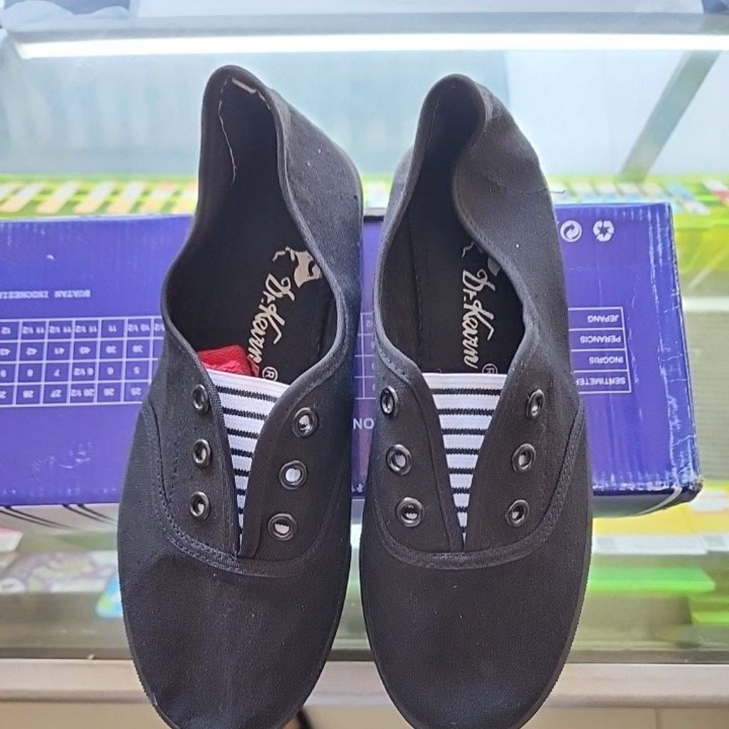 sepatu dr.kevin