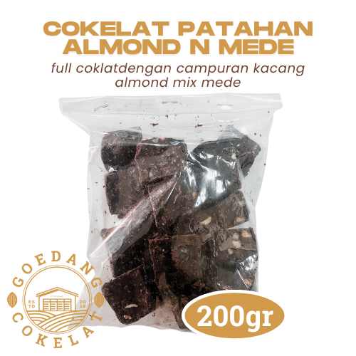 

COKELAT PATAHAN 200GR ALMOND MIX MEDE – MANIS, ENAK & BIKIN NAGIH