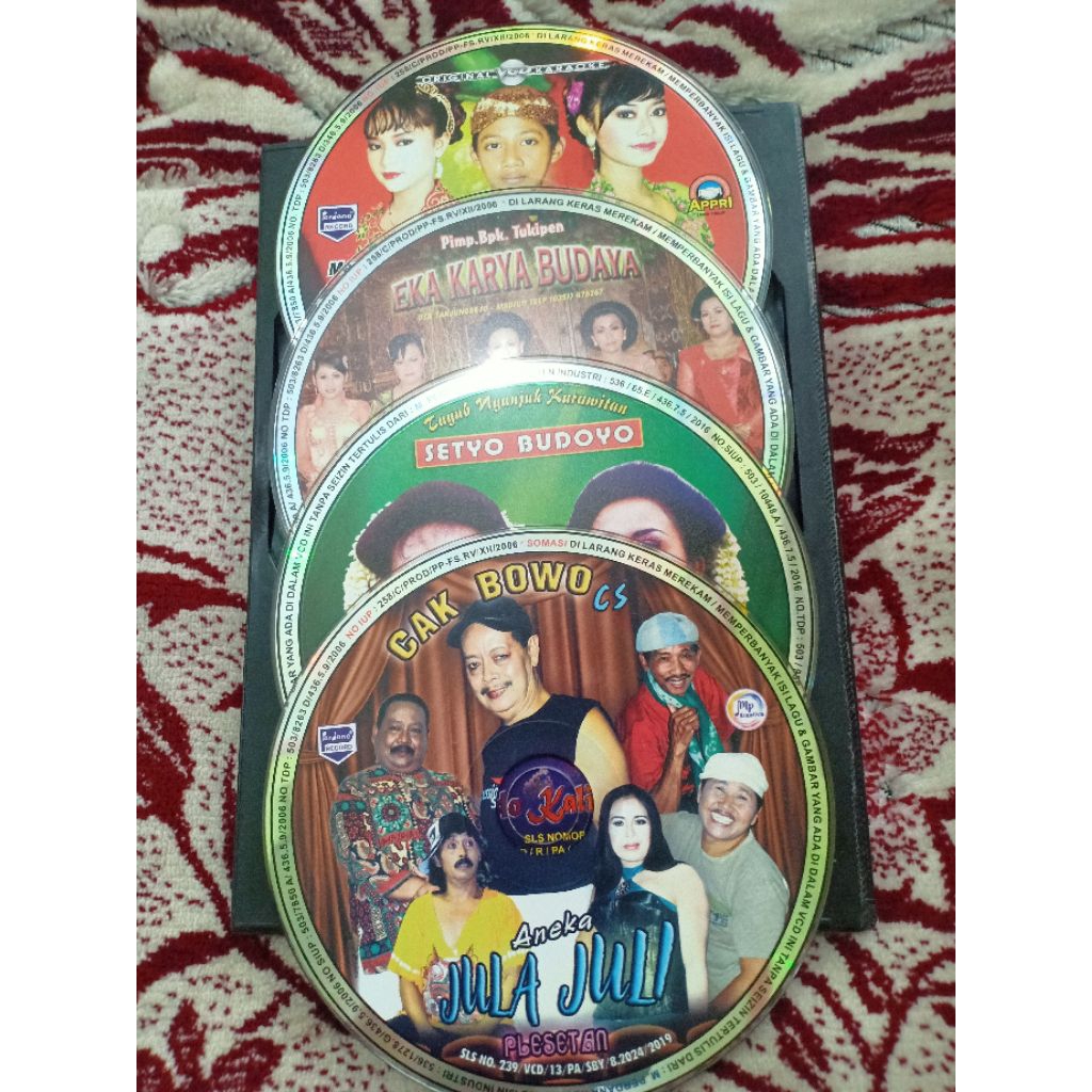 KASET VCD JULA JULI CAK BOWO,TAYUB, CAMPURSARI, TANPA COFER BONUS BOX
