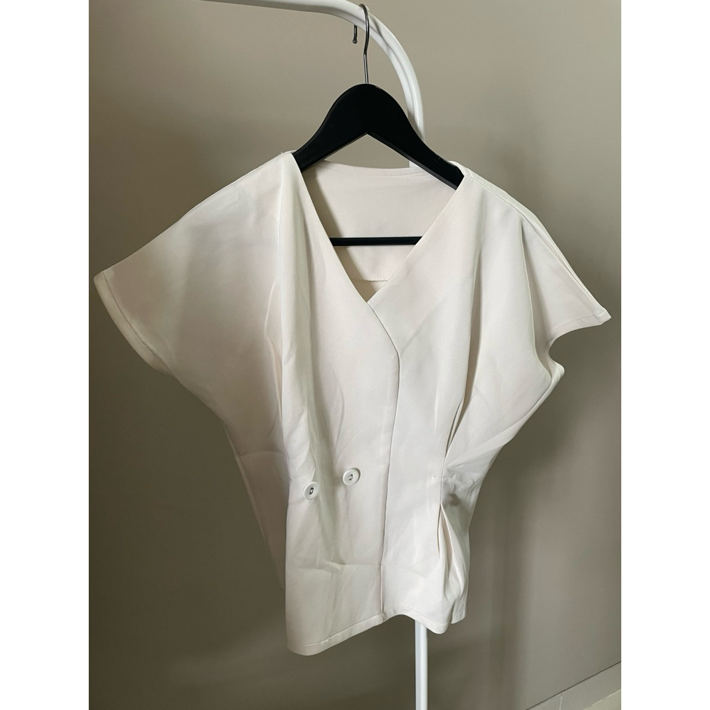 PRELOVED atasan wanita peplum atasan scuba putih baju kerja scuba