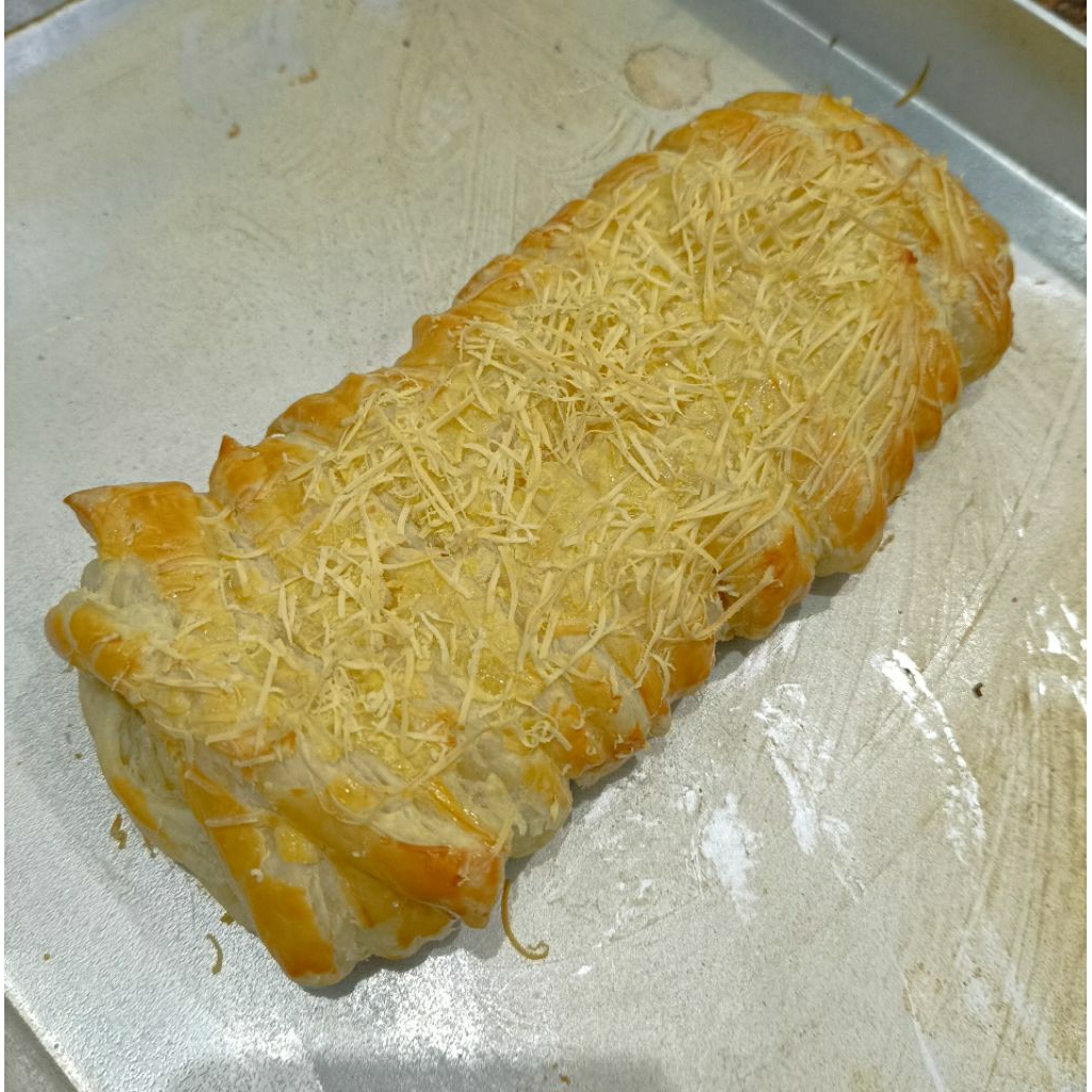 

Banana Cheese Strudel