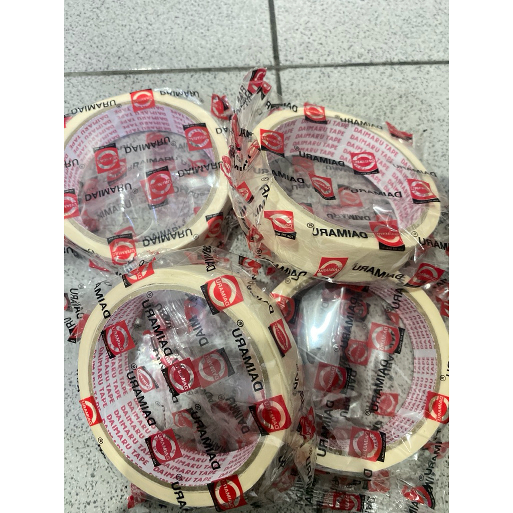 

LAKBAN KERTAS DAIMARU 24MM X 15YARD / MASKING TAPE DAIMARU / ISOLASI KERTAS
