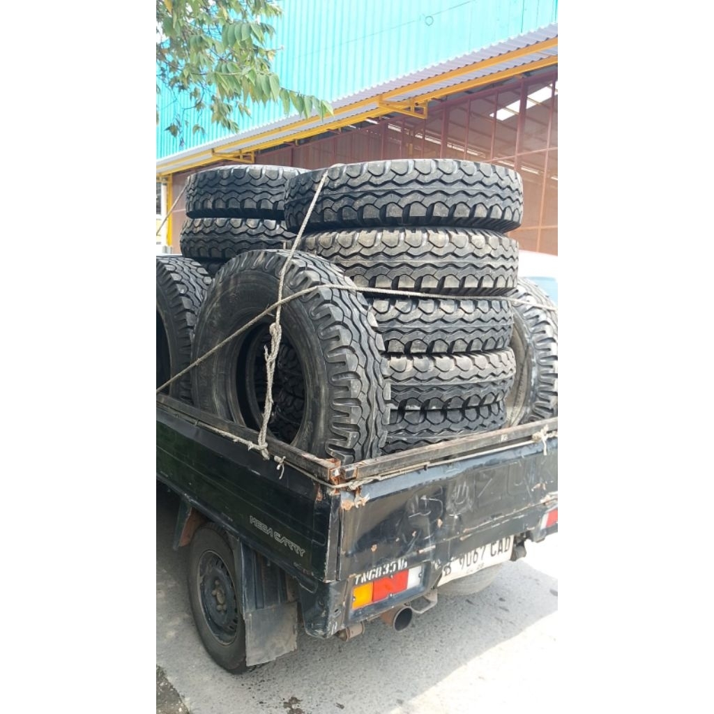 BAN VULKANISIR KEMBANG MRF UKURAN 1000.20