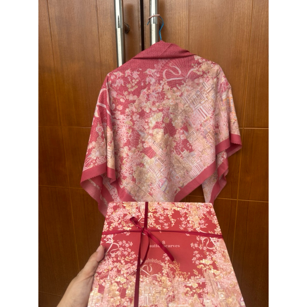 preloved buttonscarves british series warna phonebox