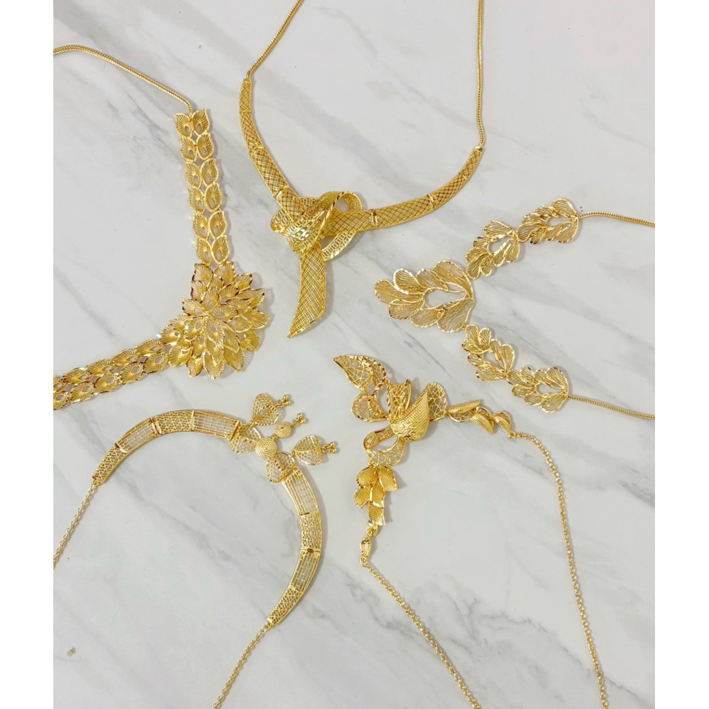 Kalung pendek fashion gold