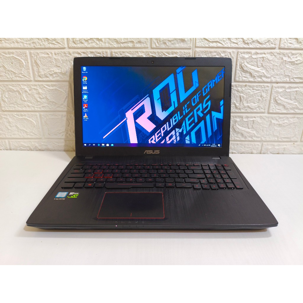 Asus ROG STRIX GL553VE i7 7700HQ Nvidia GTX 1050Ti | Laptop Gaming Desain Bekas Second GL553VD