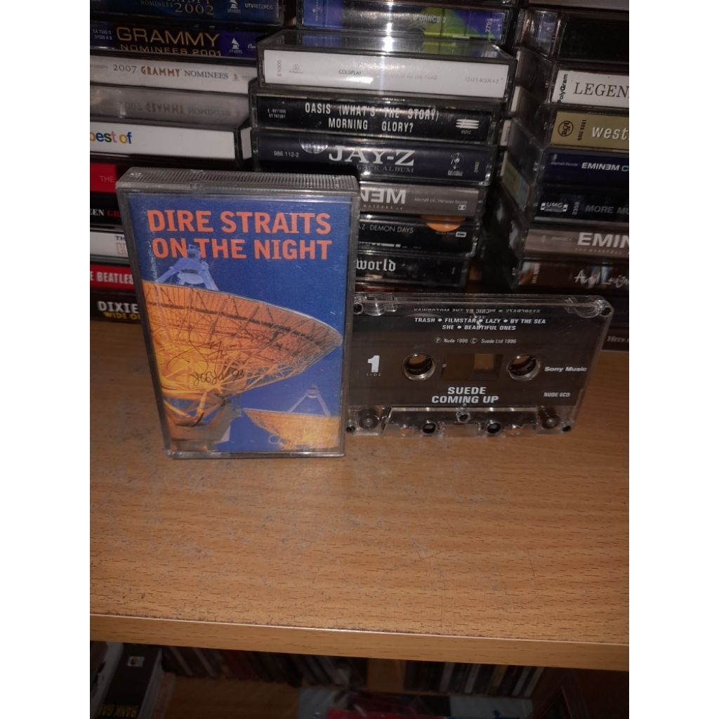 Kaset Suede - Coming Up (Beda cover, cover Dire Straits)