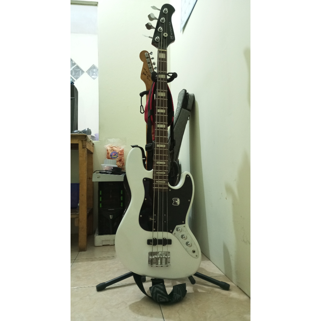 Mandalika MJB Jazz Bass Putih SECOND
