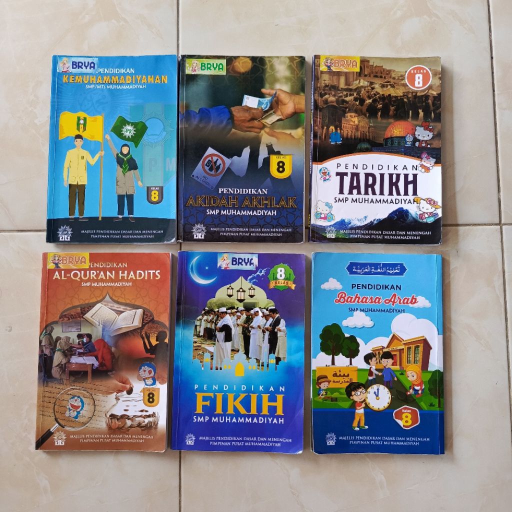 Buku kelas 8 SMP Muhammadiyah bekas