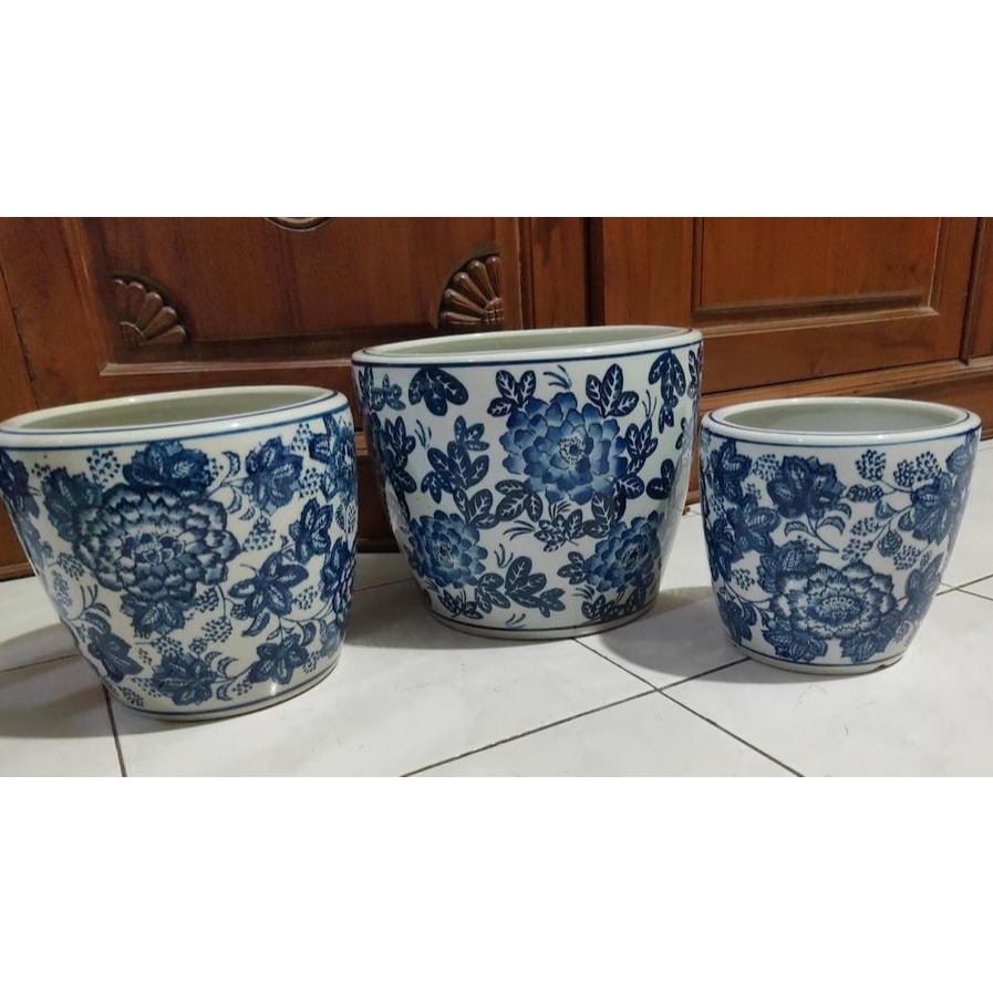 Pot Bunga Keramik Cina Motif Bunga Tulip 1 set isi 3