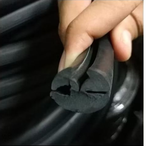 Karet Lis type (H) box panel/hydrant untuk kaca 5mm