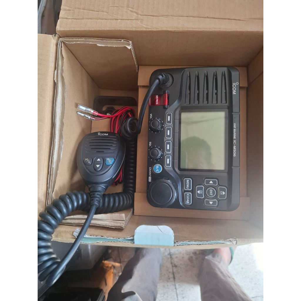 ICOM IC M506+pecut VHF