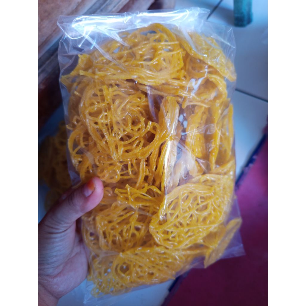 

krupuk mentah mie kuning 500gram