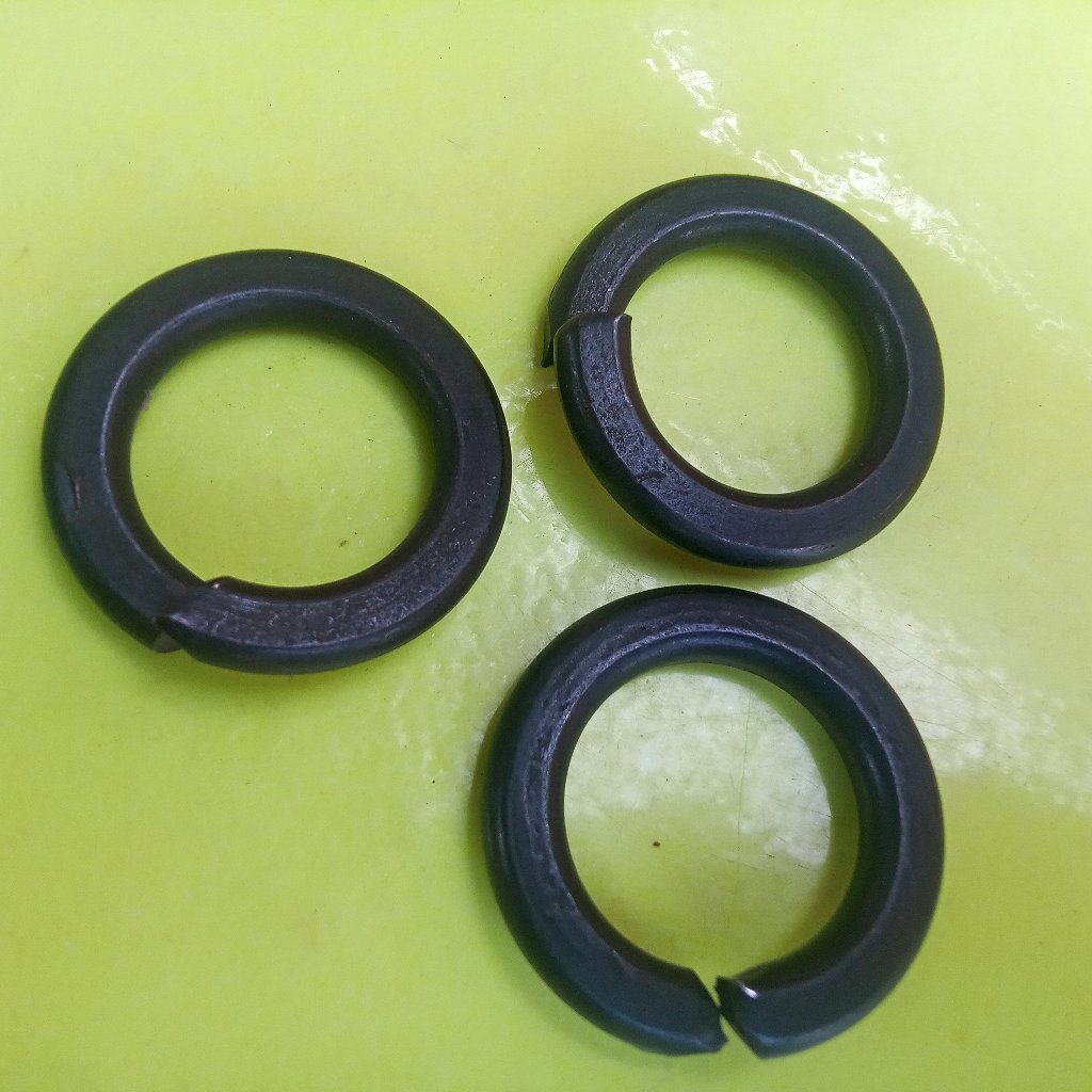 RING PER M30 BAHAN BAJA / RING VER M30 HITAM / WAHSER M30 BAJA