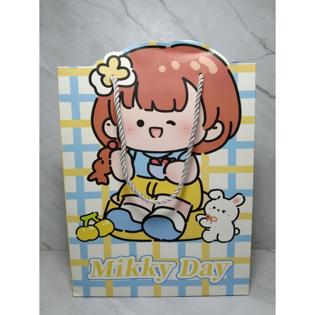 

PAPER BAG FANCY / TAS KADO ULANG TAHUN