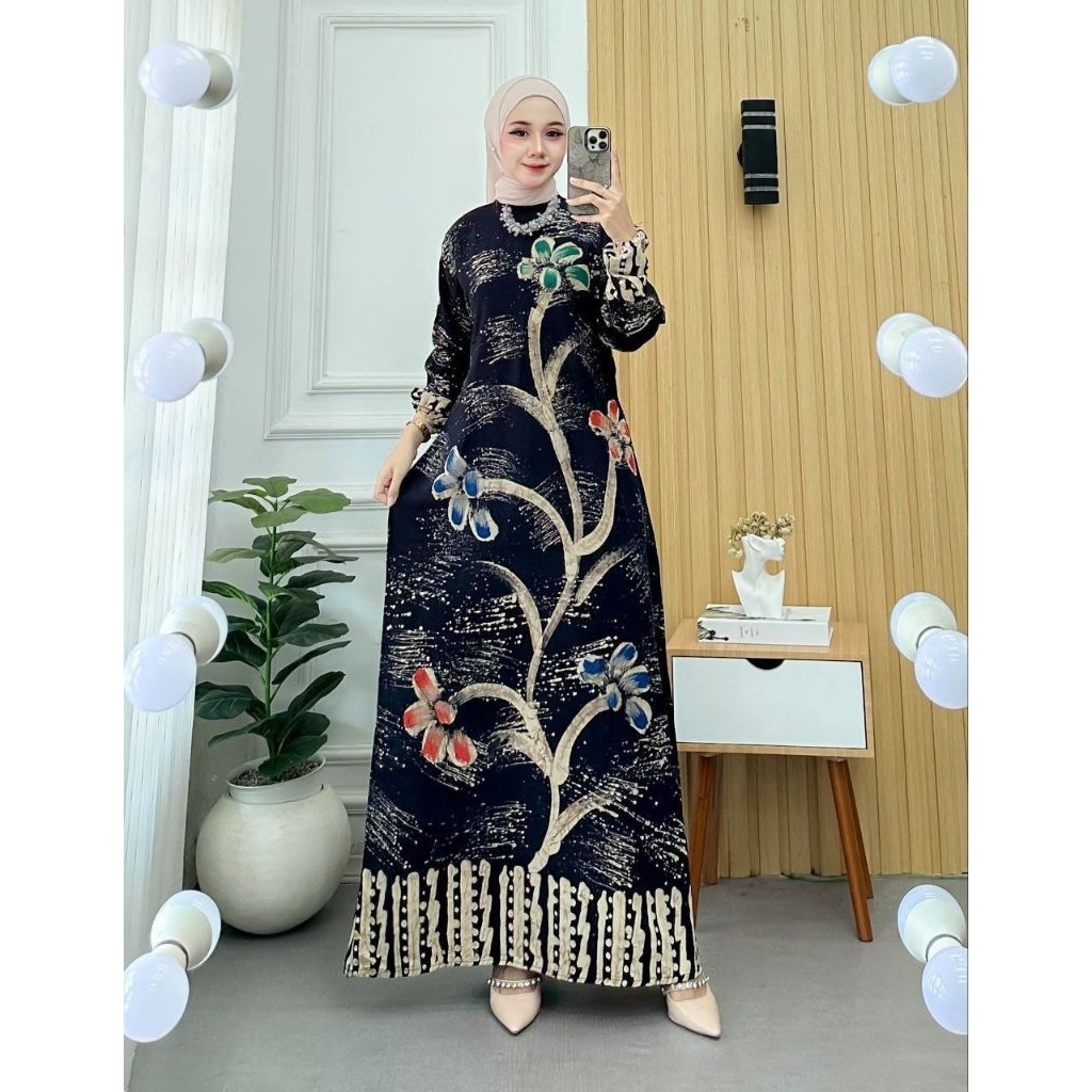 Gamis Cap Wanita Warna Hitam Motif Bunga