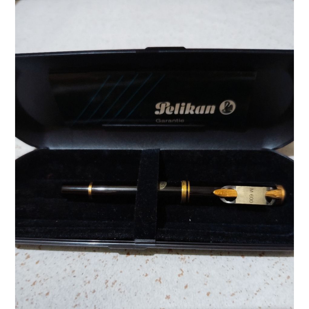 

PELIKAN Souveran M600 Piston Filler Fountain Pen