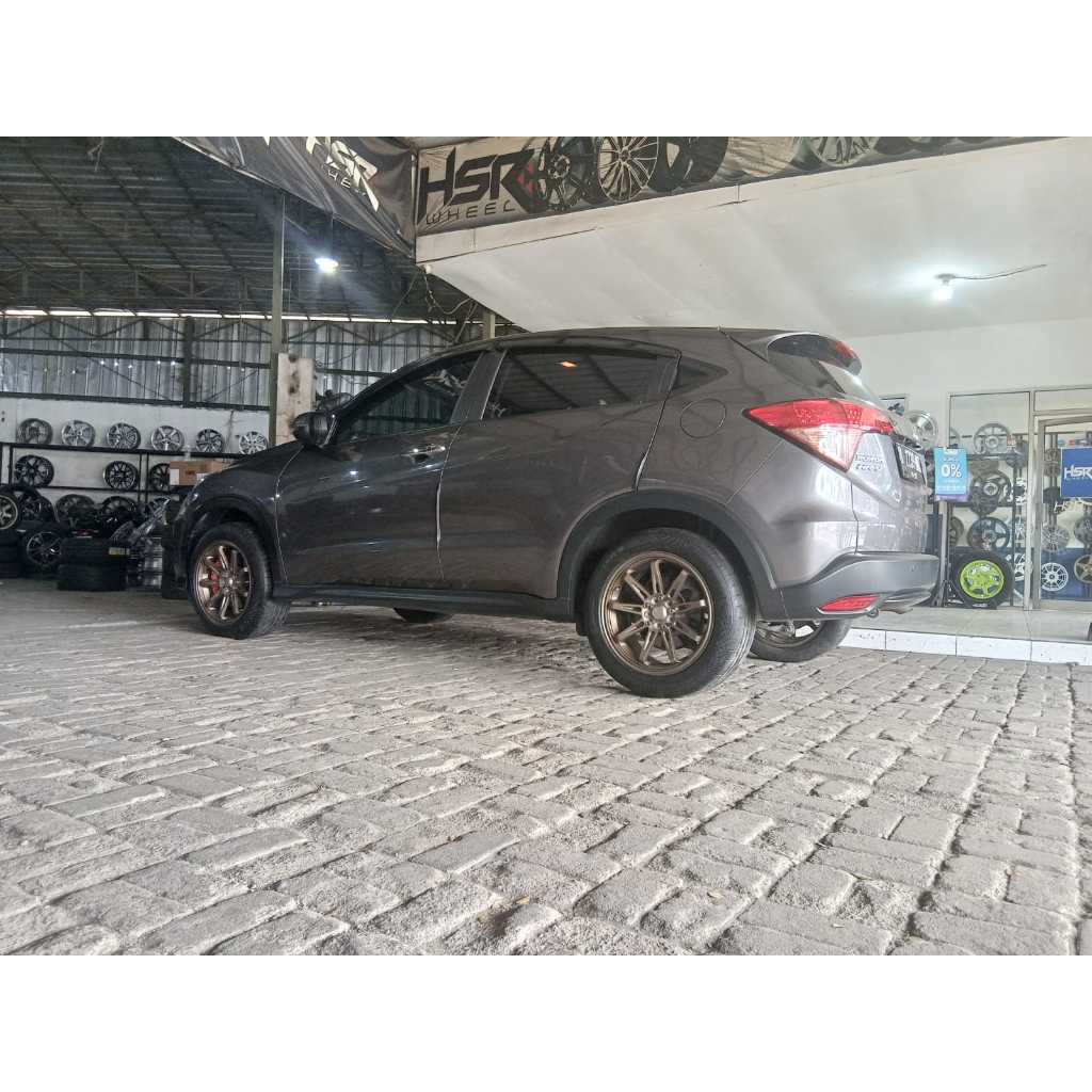 paket velg plus ban accelera 225 55 r17 untuk mobil hrv use velg hsr tikala ring 17