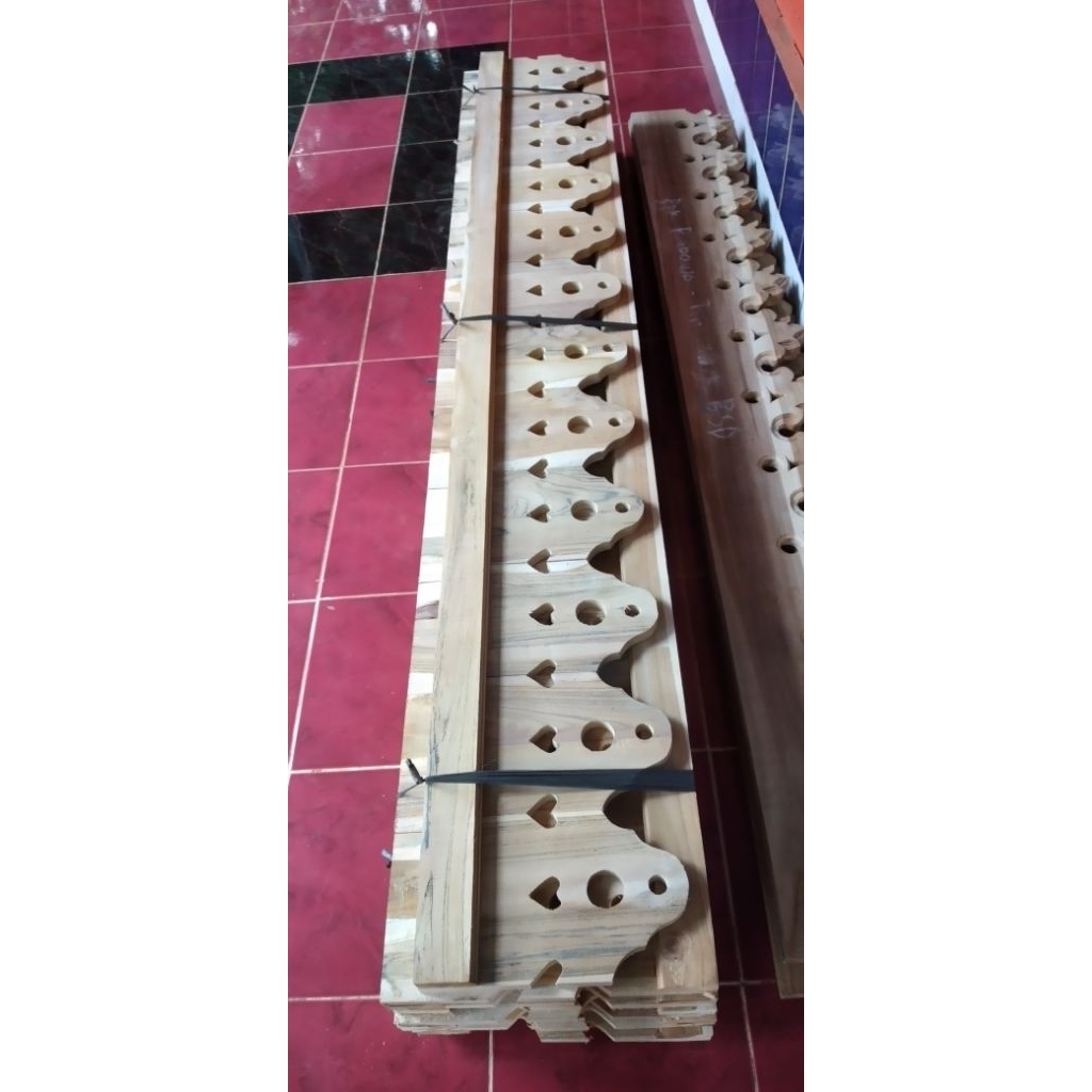 lisplang atap rumah joglo pendopo ukuran jumbo kayu jati