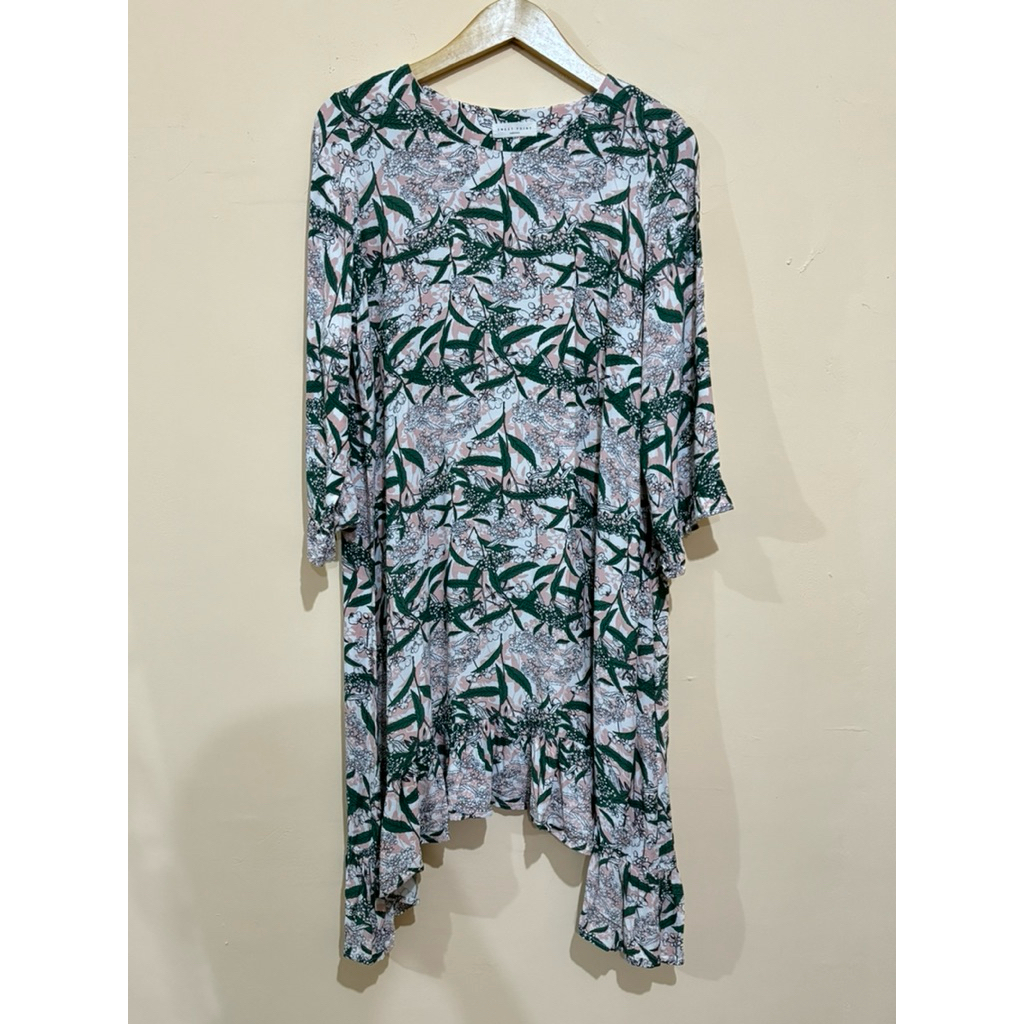 Preloved/Thrift Midi Dress Floral Pink Sweet Point Korean Style