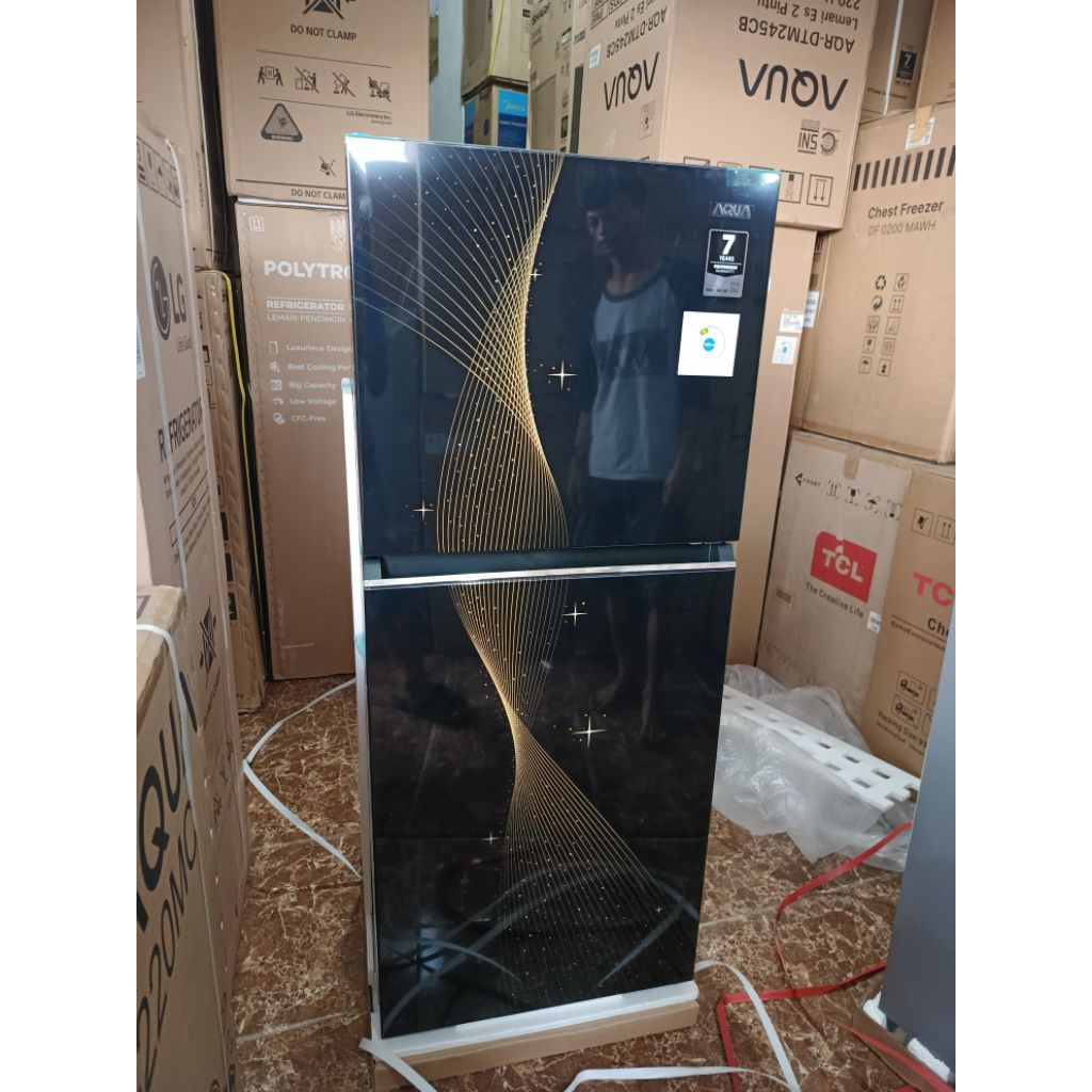kulkas aqua 2 pintu /kulkas aqua 245 cb low watt