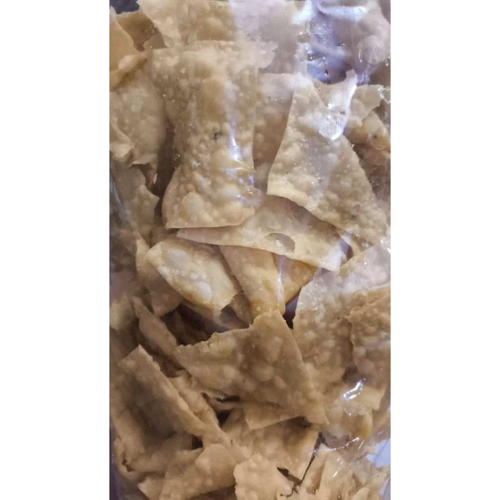 

250 GR KERIPIK BAWANG / PANGSIT LEBAR