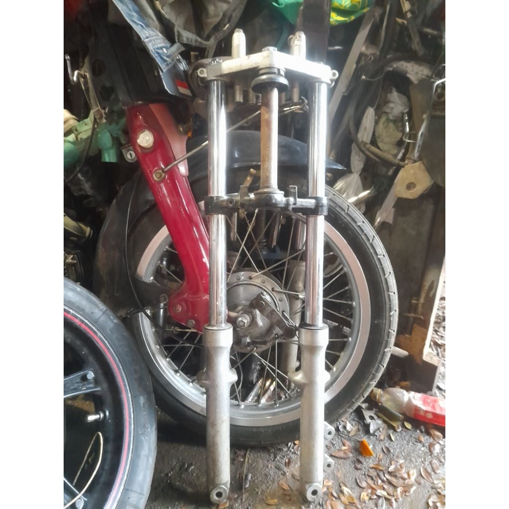 shockbreaker depan suzuki thunder 125