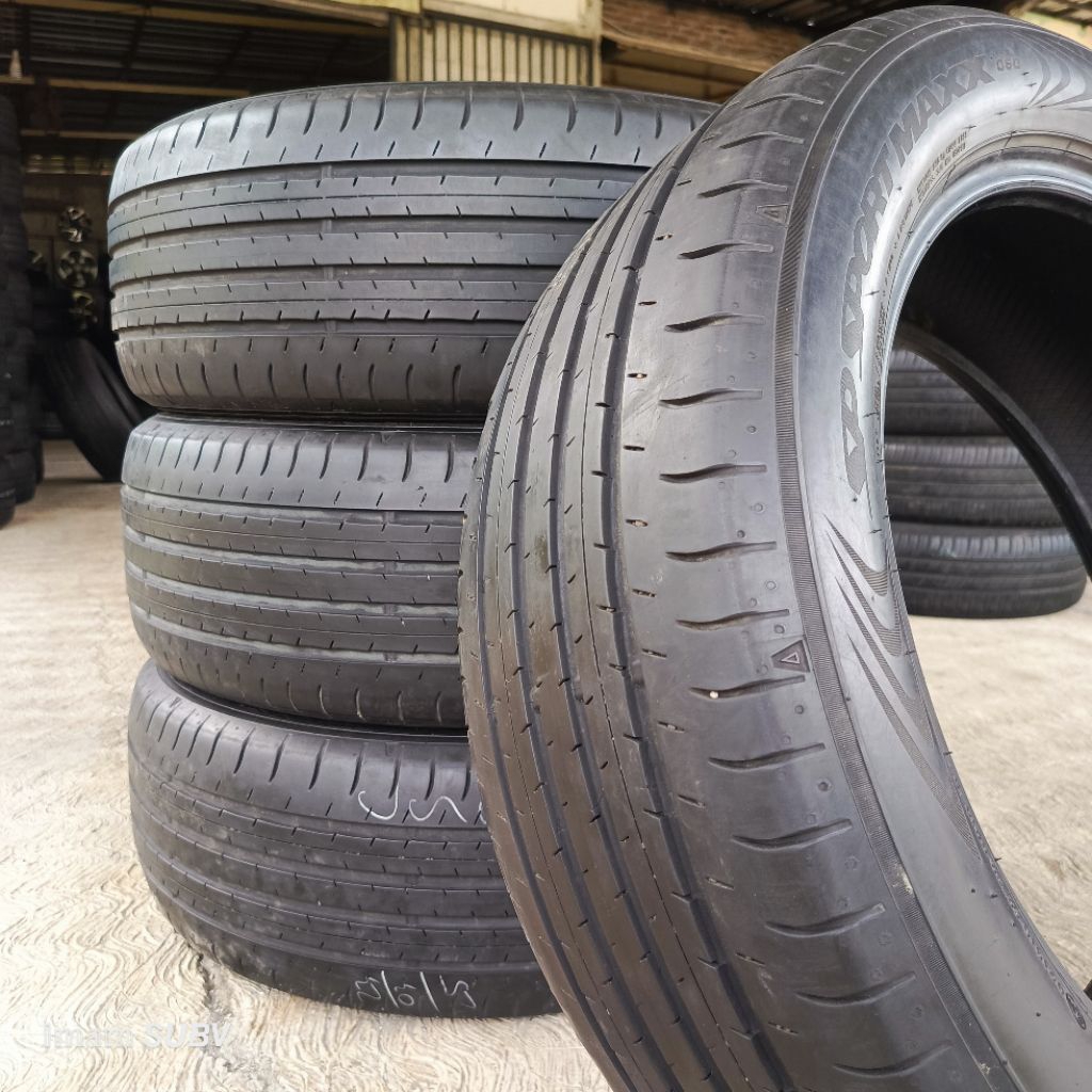 Ban 225/55R19 Dunlop Sportmaxx