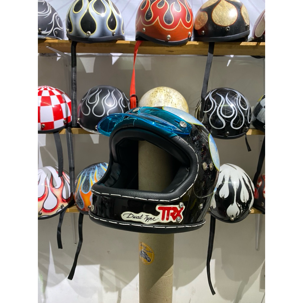 Helm Honda TRX Custom