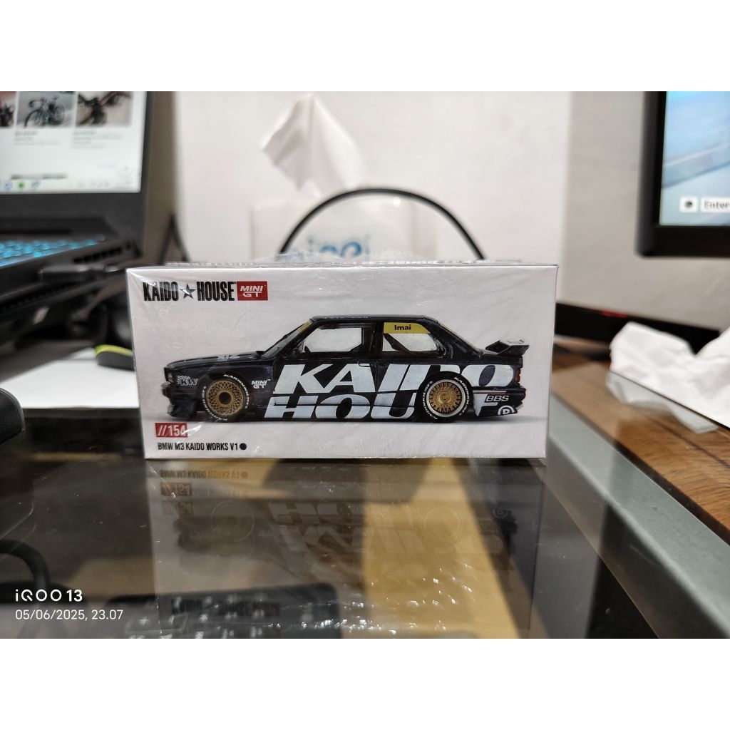 KAIDO MINIGT BMW M3 KAIDO WORKS V1 UNSEALED