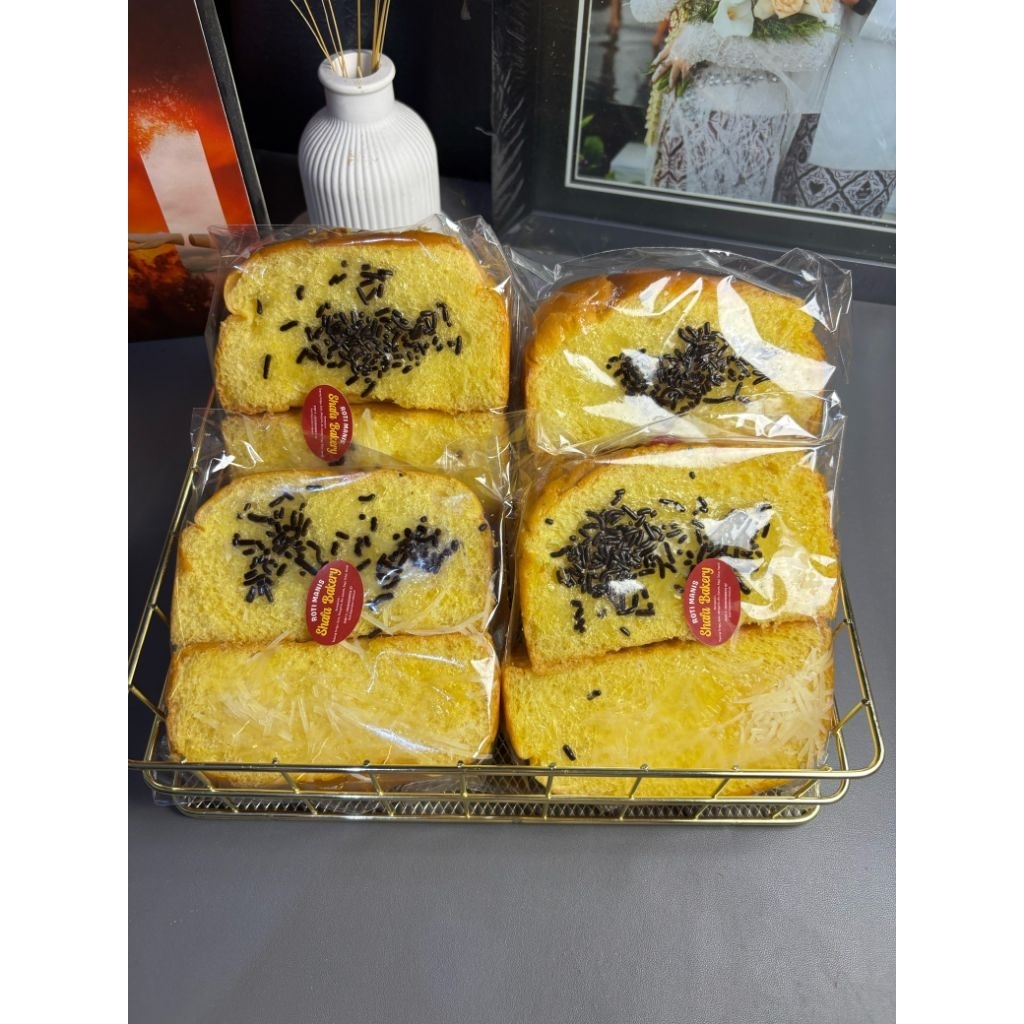 

ROTI SISIR COKLAT KEJU LEMBUT
