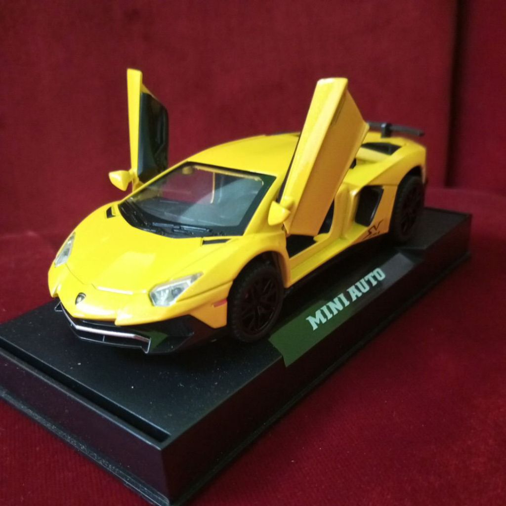 diecast miniatur mobil miniauto Top model