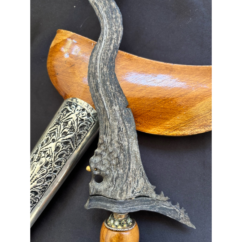 Keris Nogo Siluman Pamor Pasir Malelo Luk 9 Tangguh mojopait