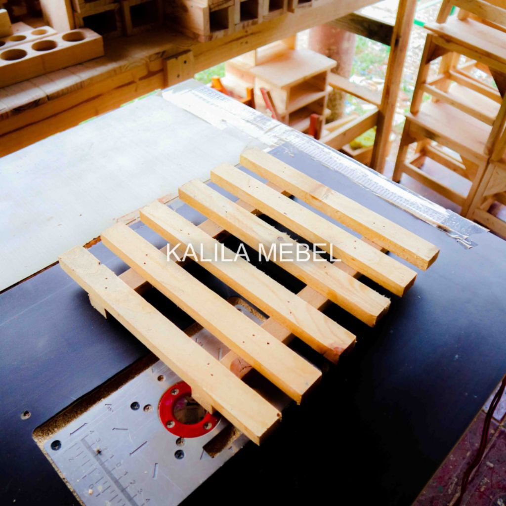 Rak Kayu Mini Serbaguna/Palet Display