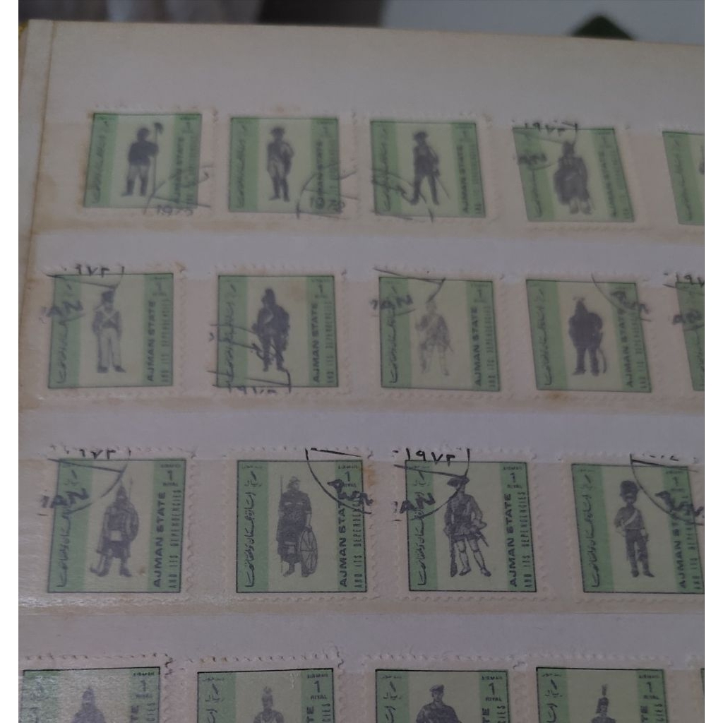 

ALBUM + PERANGKO PRANGKO BEKAS BESAR+PRANGKO