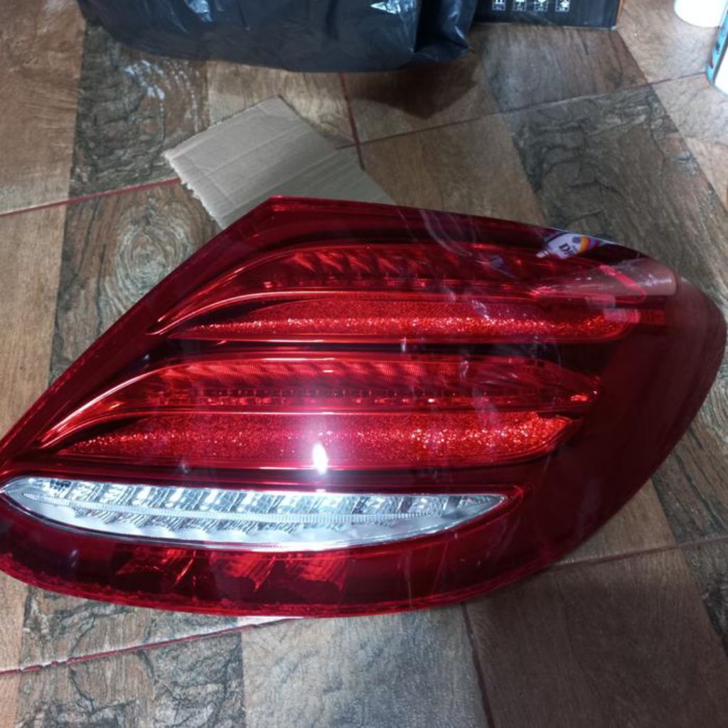 stoplamp mercedes benz w213 kanan original